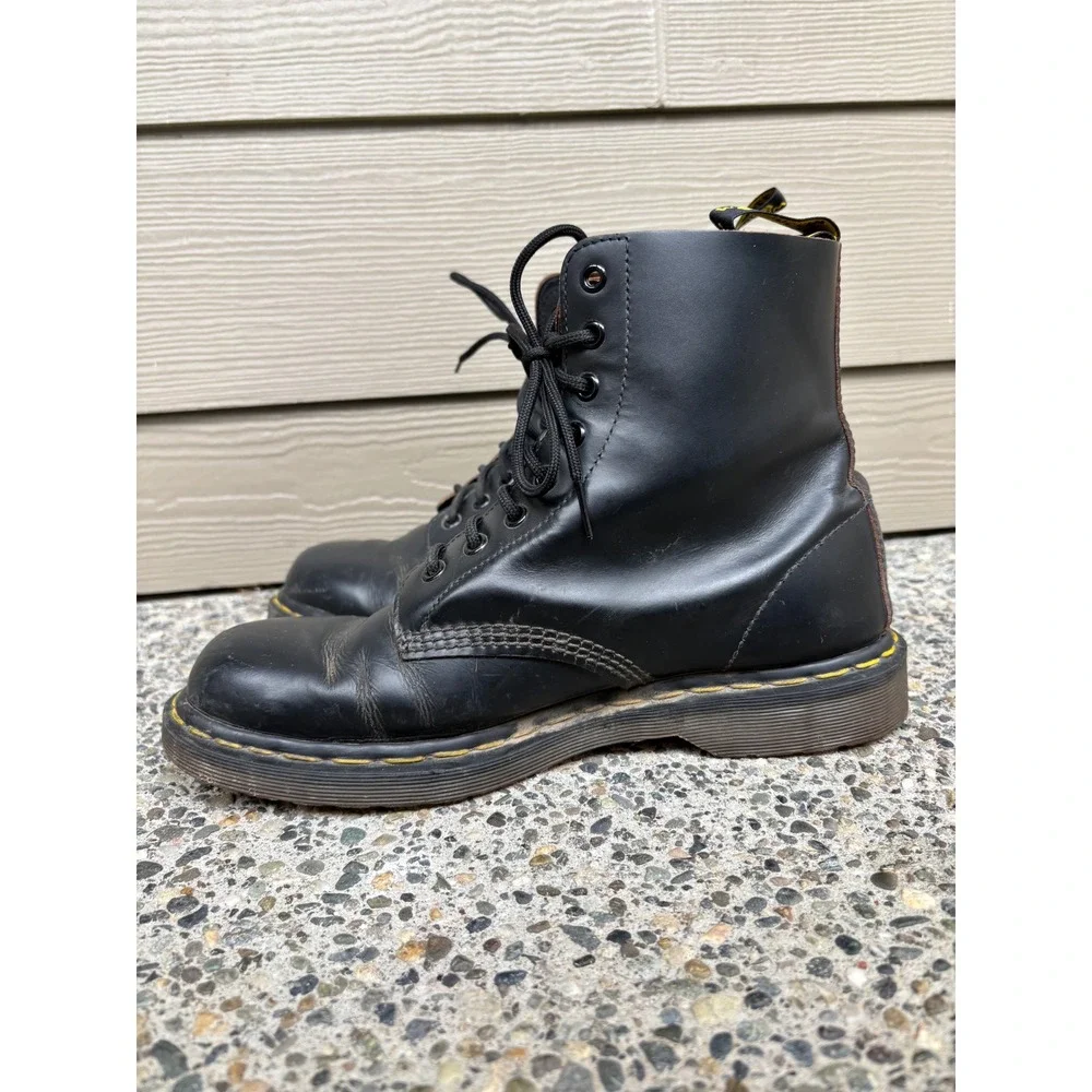 Dr.‎ Martens 1460 Men's Smooth Black Leather 8 Eye Combat Boots Yellow Stitching